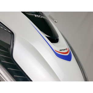 01-img-uniracing-adhesivo-protector-moto-k47519 2